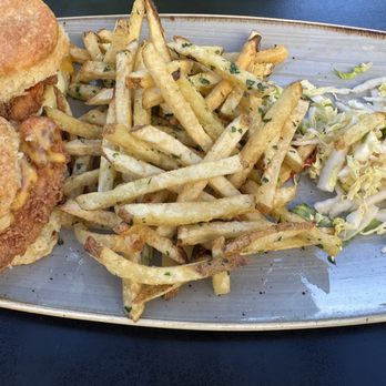 SOCIAL BIRD - Chicken sliders with truffle fries - Gastropubs Near Me - Lafayette, California SOCIAL BIRD - Chicken sliders with truffle fries - Gastropubs Near Me - Lafayette, California