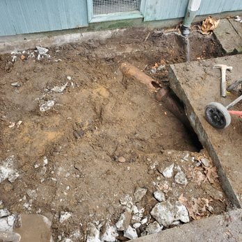 Sewer Friendly - Concrete slab removed and old pipe exposed - Plumbing Near Me - Edmonds, Washington