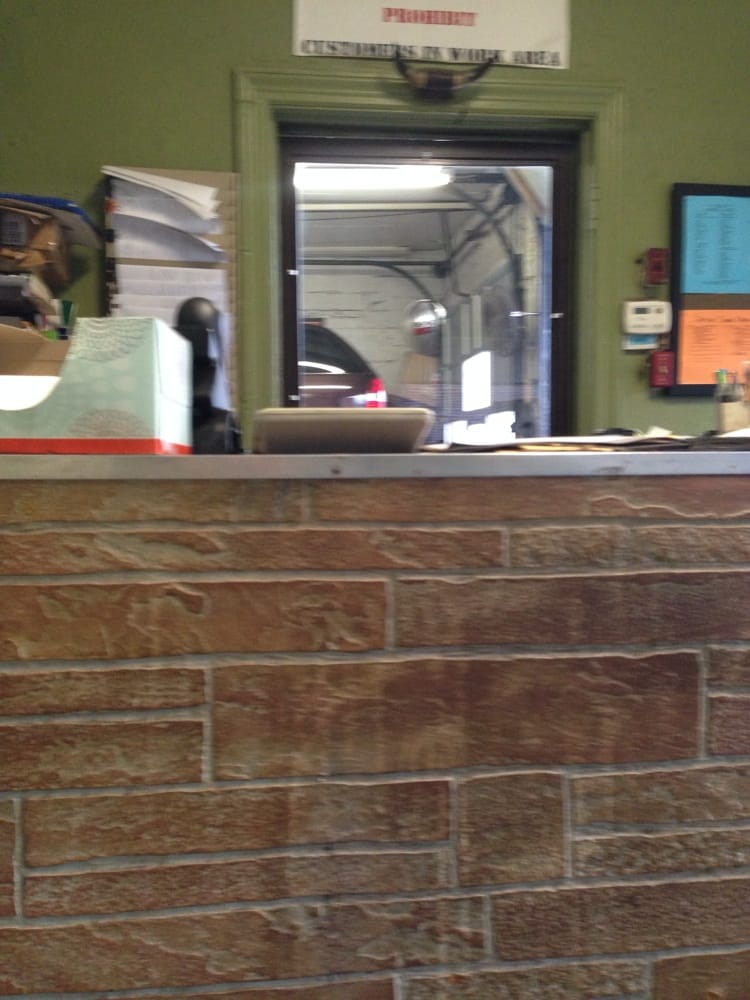 CARMEN’S HONDA & ACURA SERVICE Updated September 2024 30 Reviews