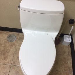 Cleanest gas station toilet