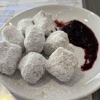 Toast! All Day - New Orleans Beignets - Breakfast & Brunch Near Me - Savannah, Georgia