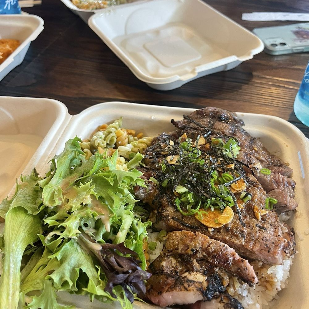 Pioneer Saloon - Steak - Japanese Near Me - Honolulu, Hawaii