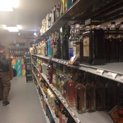 Oak Creek Wine and Spirts