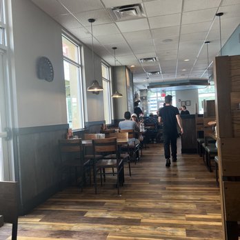 First Watch - Dining area - Breakfast & Brunch Near Me - Orlando, Florida First Watch - Dining area - Breakfast & Brunch Near Me - Orlando, Florida