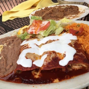 La Quinta De Los Reyes - Enchiladas Rojas mmmmm - Mexican Near Me - Aurora, Illinois
