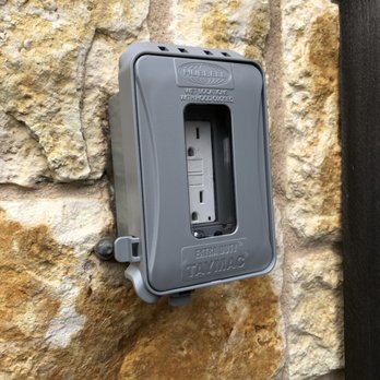 Central Texas Electric - An exterior convenience plug. - Electricians Near Me Central Texas Electric - An exterior convenience plug. - Electricians Near Me