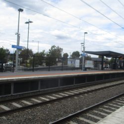 Cardinia Road Railway Station - Platform