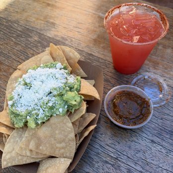 Loqui - Chips and guacamole Watermelon margarita - Tacos Near Me - Los Angeles, California Loqui - Chips and guacamole Watermelon margarita - Tacos Near Me - Los Angeles, California