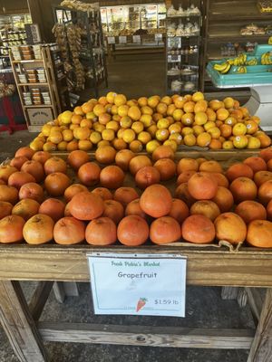 Fresh Pickins Market by null