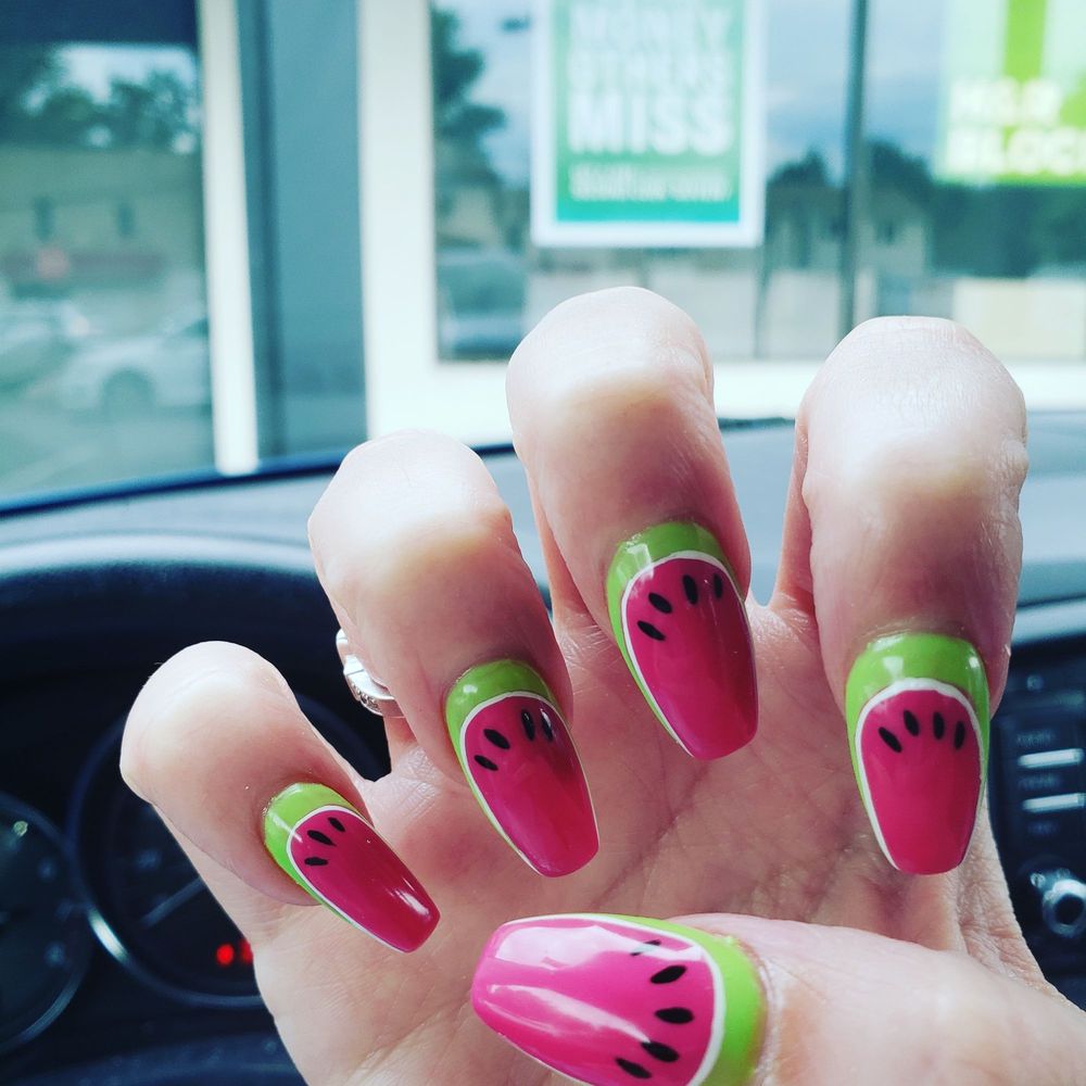 LUX NAIL SALON 45 Photos & 36 Reviews Nail Salons 101 E Moreland