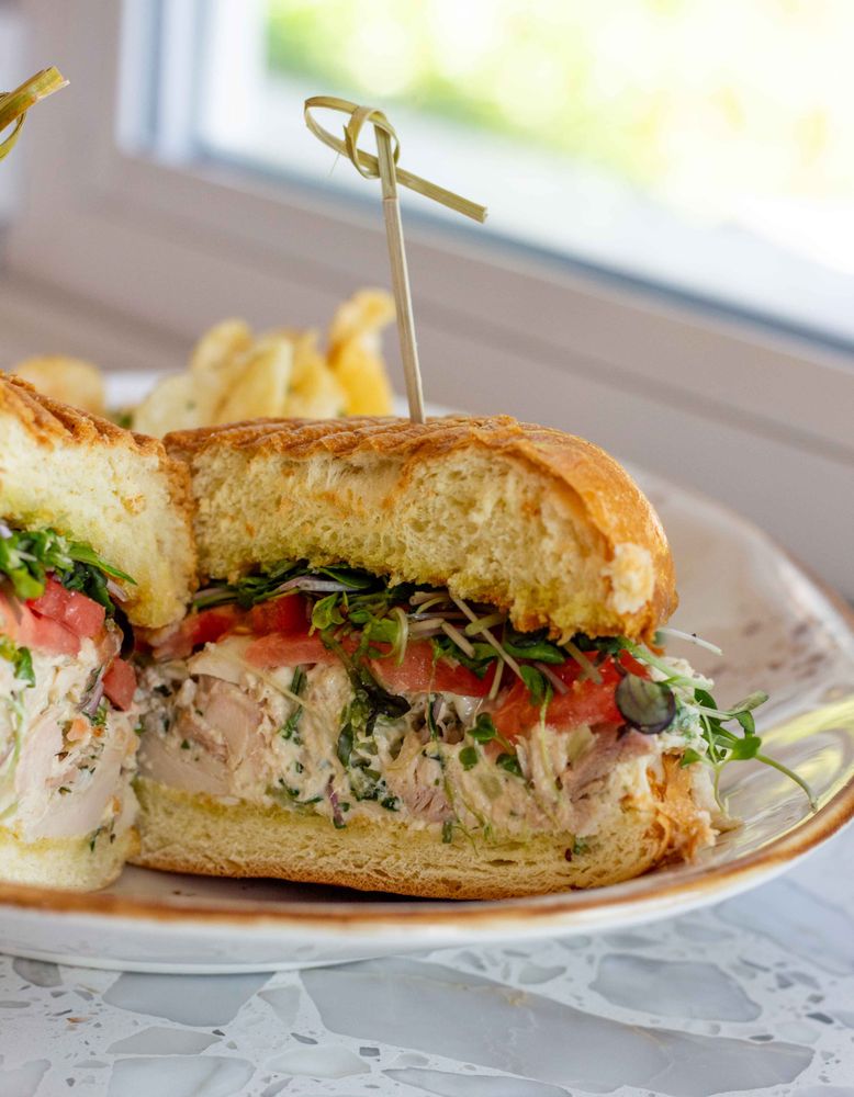 Food from Fiora’s Bottle Shop