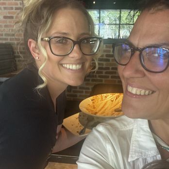 Yard House - Amanda - Bars Near Me - Tampa, Florida