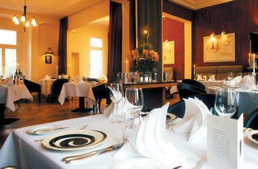 Pades Restaurant by null