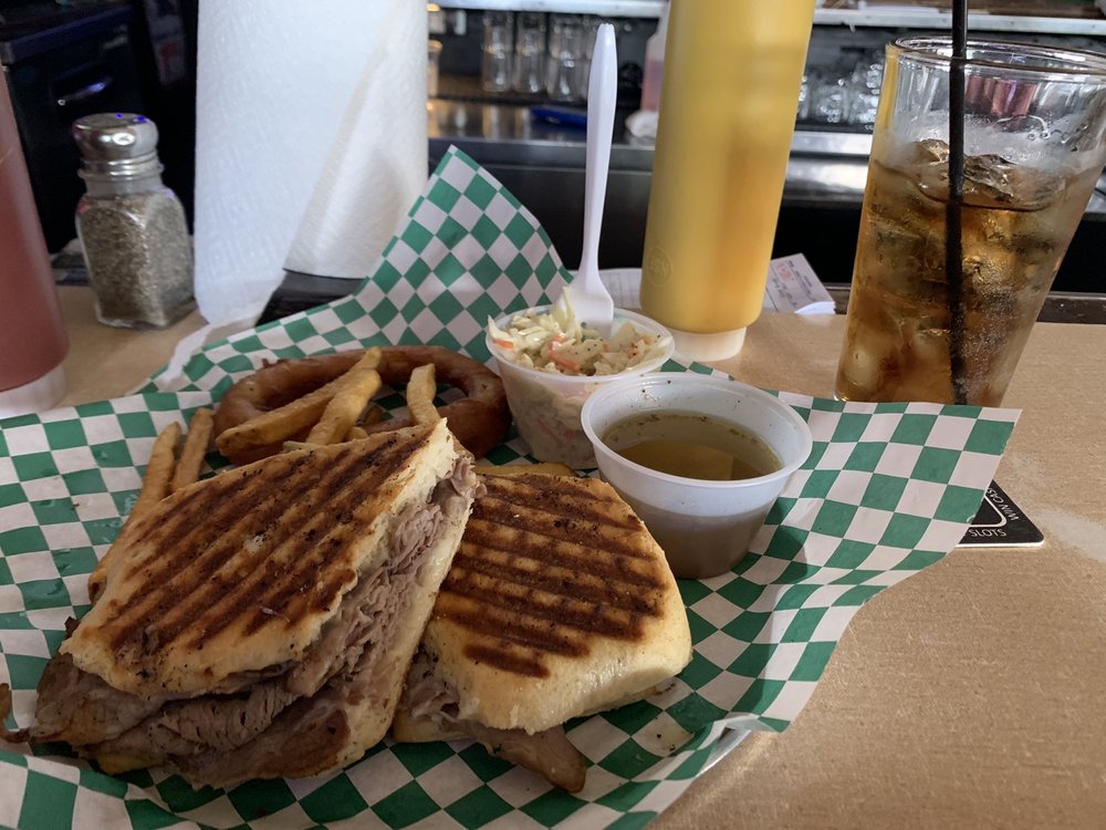 DJ’S SPORTS BAR & GRILL 54 Photos & 64 Reviews 222 E Chicago Ave