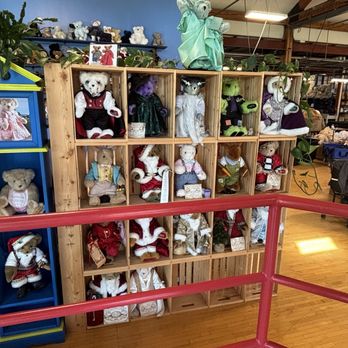 Vermont Teddy Bear - Toy Stores Near Me - Shelburne, Vermont Vermont Teddy Bear - Toy Stores Near Me - Shelburne, Vermont