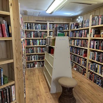 Good Books In the Woods - Bookstores Near Me - Spring, Texas