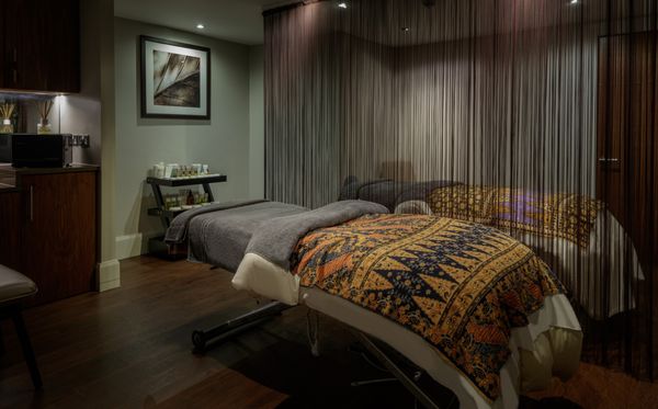 DoubleTree by Hilton Glasgow Westerwood Spa & Golf Resort by null