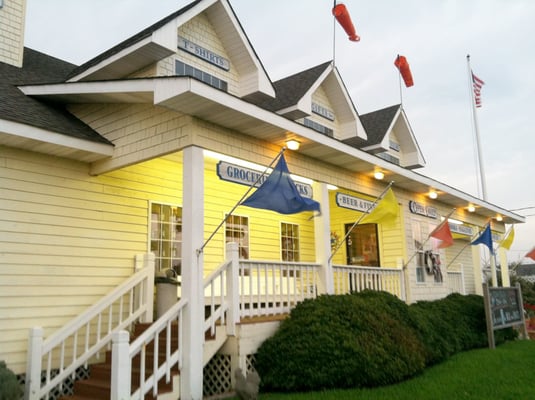 Lee Robinson General Store by null