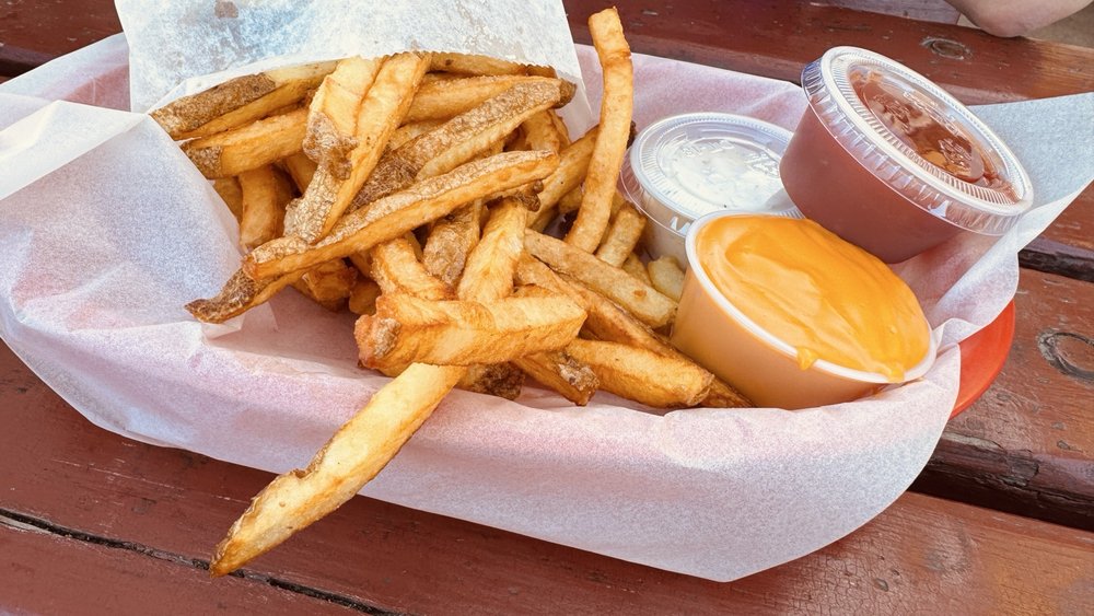 Food from Mustard's Last Stand