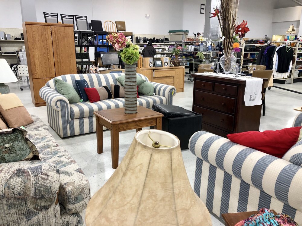 GOODWILL 34 Photos 3803 Calgary Trail NW, Edmonton, Alberta