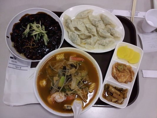 Photo of Lawrence Plaza - Santa Clara, CA, US.