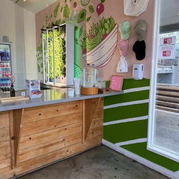 The Good Salad - Inside - Salad Near Me - Campbell, California