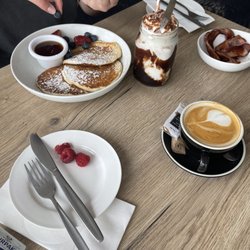 BMD Northcliffe Surf Club - Pancakes, iced chocolate and flat white