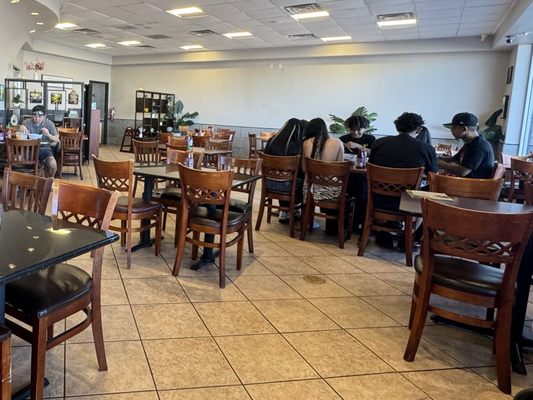 Pho Thanh Huong by null