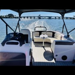 Tropical Boat Rentals of Madeira Beach - Cruising