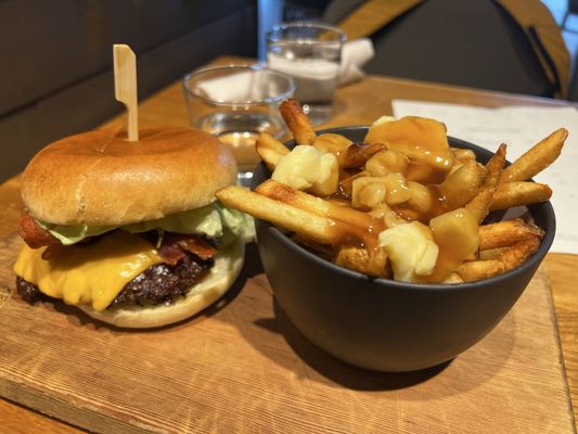 The Velvet Restaurant and Lounge by null