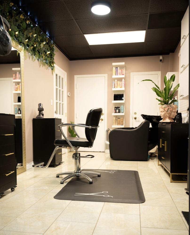 Beauty Escape Studios Logo