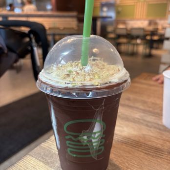 Shake Shack Sawgrass Mills - Limited shake- Dubai chocolate - Fast Food Near Me - Sunrise, Florida