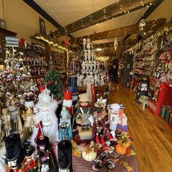 Drosselmeyer's Nutcracker Shoppe