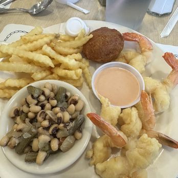 O'Steen's Restaurant - Fried shrimp lunch comes with 6 shrimp, one fish puppy and 2 sides - Seafood Near Me - Saint Augustine, Florida