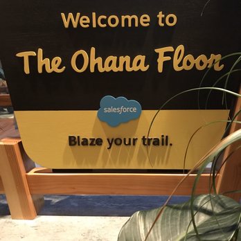 Salesforce Tower - The top floor at the Salesforce Tower, 61 floors high! - Shared Office Spaces Near Me - San Francisco, California