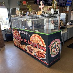 Jasmine & Angelo's Italian Restaurant - Front counter and display.