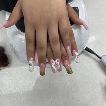 Eclipse Nail Bar - Nail Salons Near Me - San Jose, California Eclipse Nail Bar - Nail Salons Near Me - San Jose, California