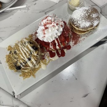 Blossoms Brunch Bar - Pancake Flight! - Breakfast & Brunch Near Me - Rahway, New Jersey