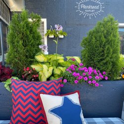Eastern Accents Outlet