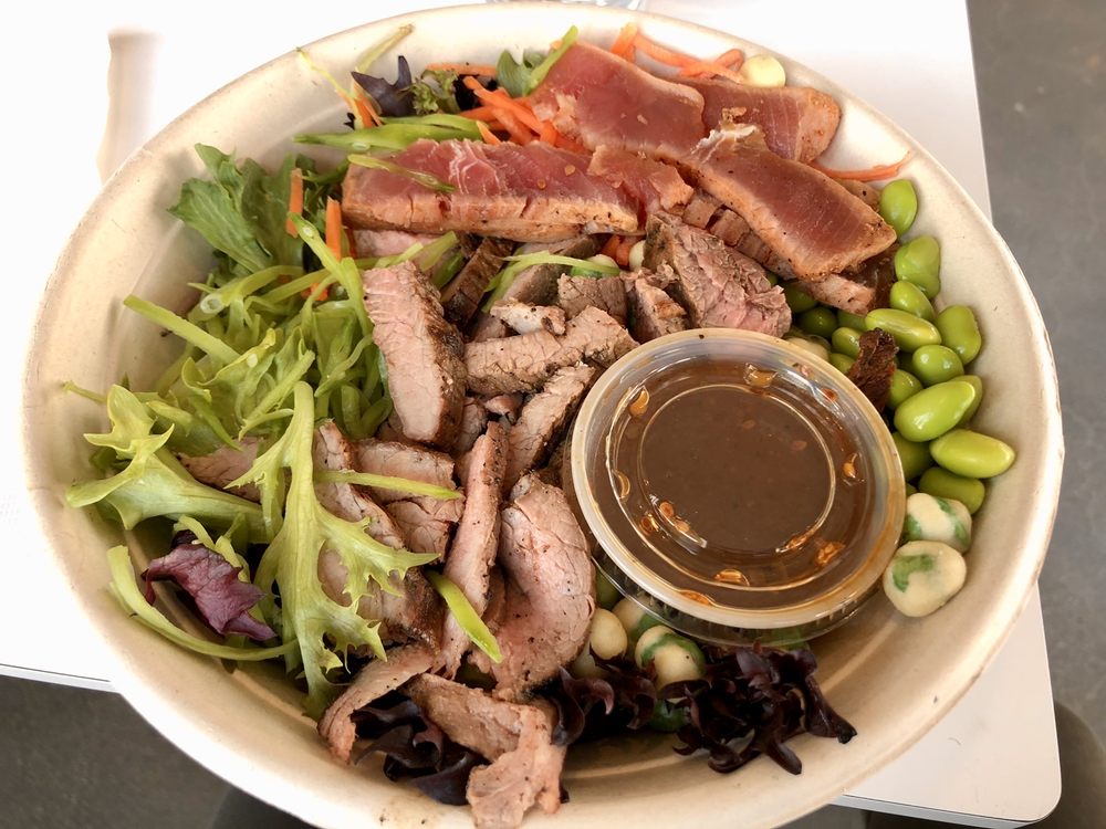 MIXED GREENS Updated October 2024 43 Photos & 162 Reviews 308 W