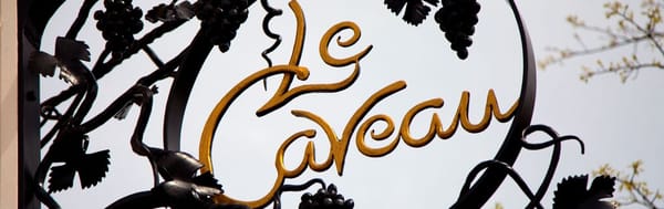 Le Caveau by null