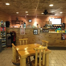 Arnie's Arts & Crafts - Coffee shop area