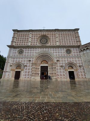 Basilica di Santa Maria di Collemaggio by null