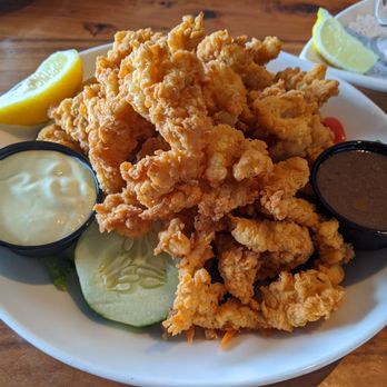 Stonebridge Restaurant - Seafood Near Me - Milford, Connecticut Stonebridge Restaurant - Seafood Near Me - Milford, Connecticut