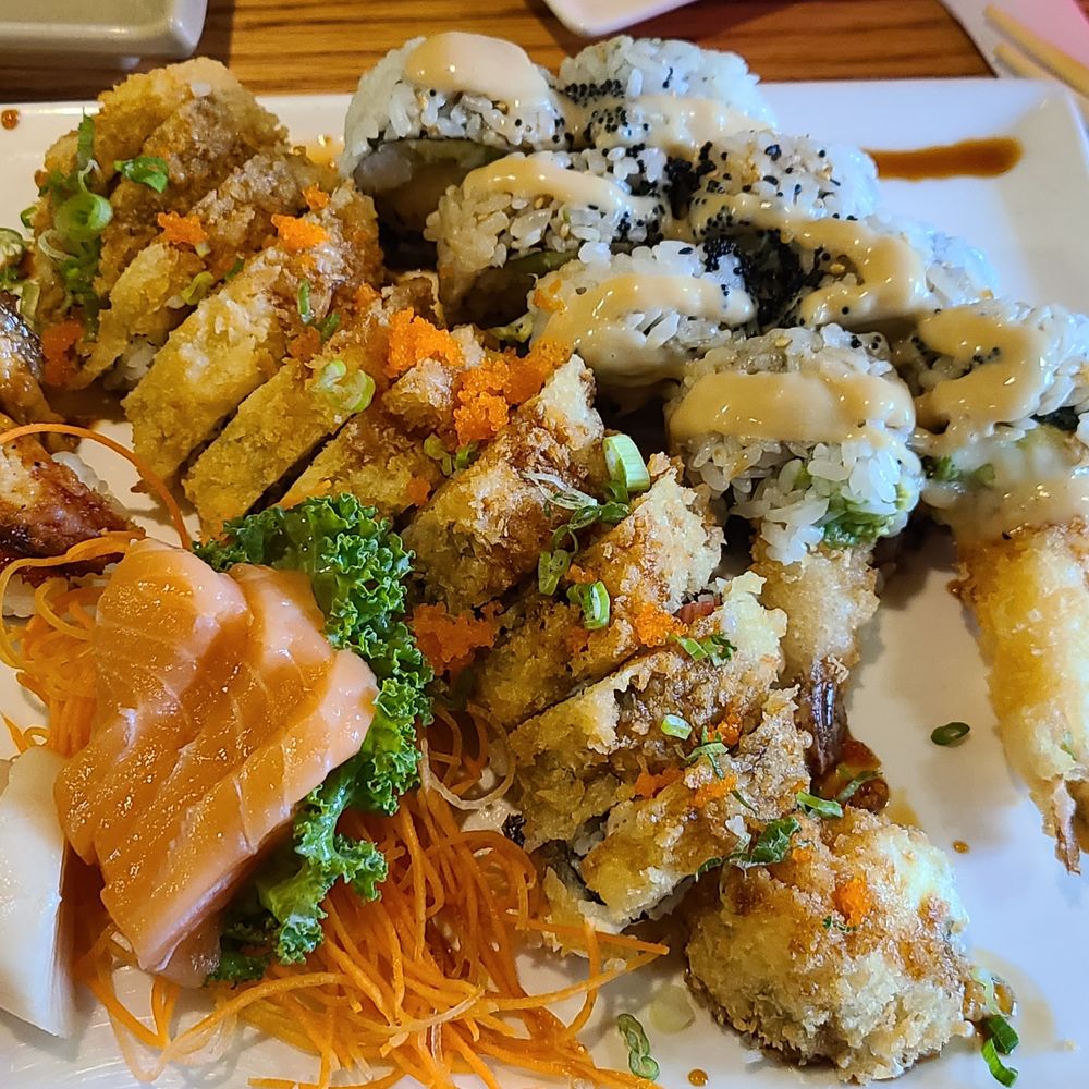YoshiSushi - Sushi Bars Near Me - Wilmington, North Carolina YoshiSushi - Sushi Bars Near Me - Wilmington, North Carolina