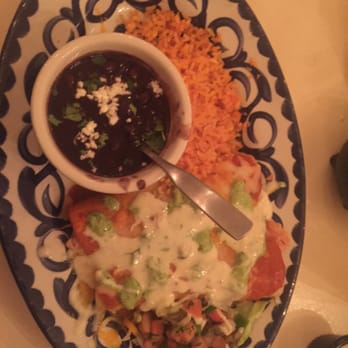 Pelons Tex-Mex - Chicken enchiladas - Tex-Mex Near Me - Austin, Texas