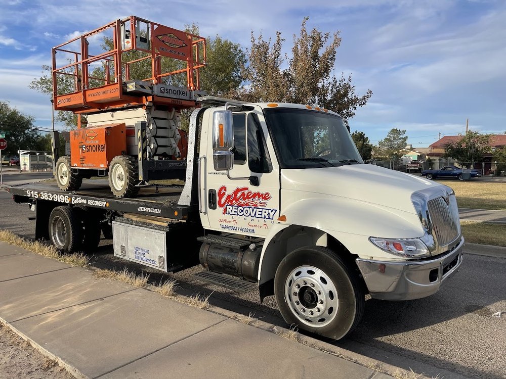 Slide of Extreme Recovery & Towing