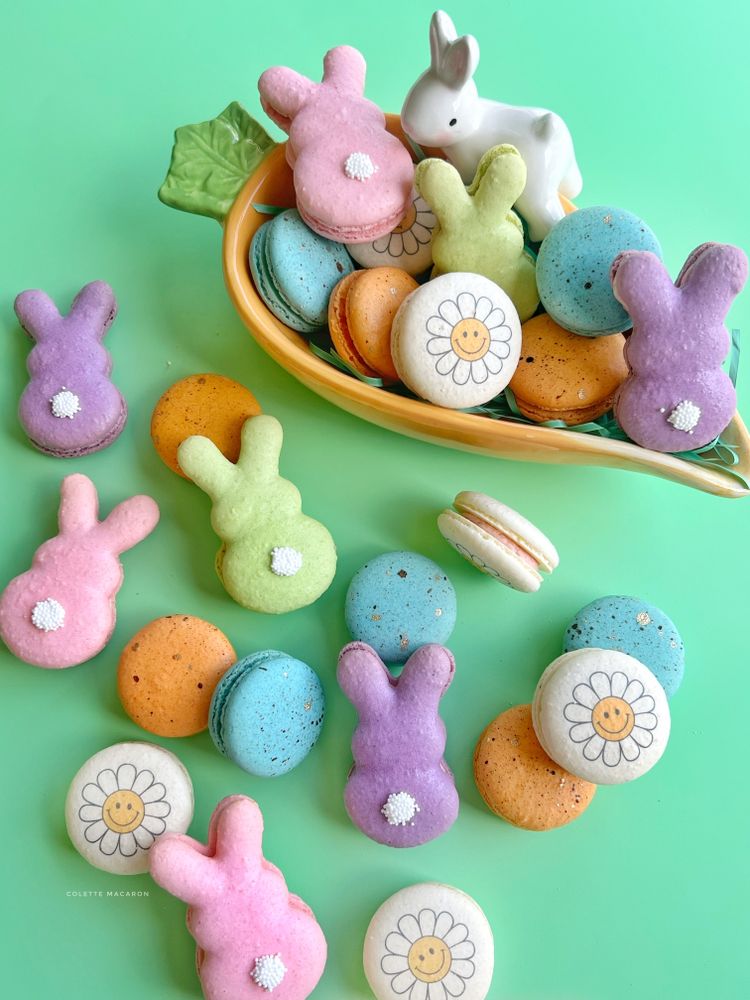 Colette Macaron Logo