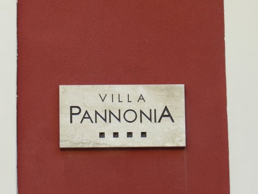 Hotel Villa Pannonia by null
