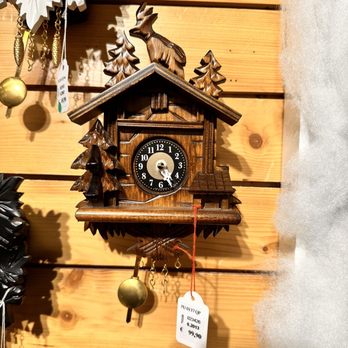 Haus Der 1000 Uhren - Watches Near Me - Triberg, BW Haus Der 1000 Uhren - Watches Near Me - Triberg, BW